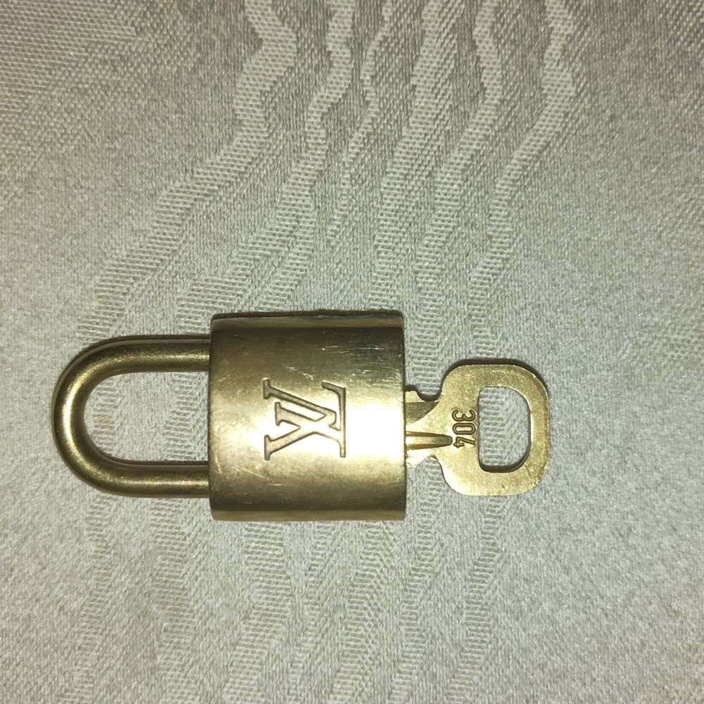 Authentic Louis Vuitton Lock & Key # 304